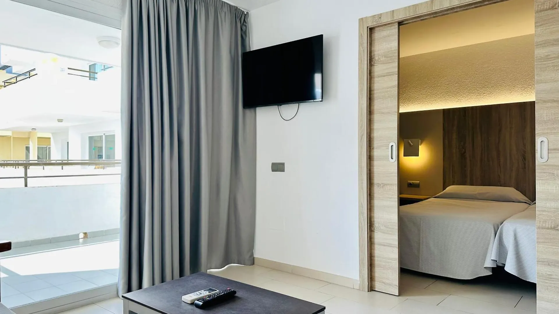 Apartamentos Jet - Adults Only Playa d'en Bossa Spanje