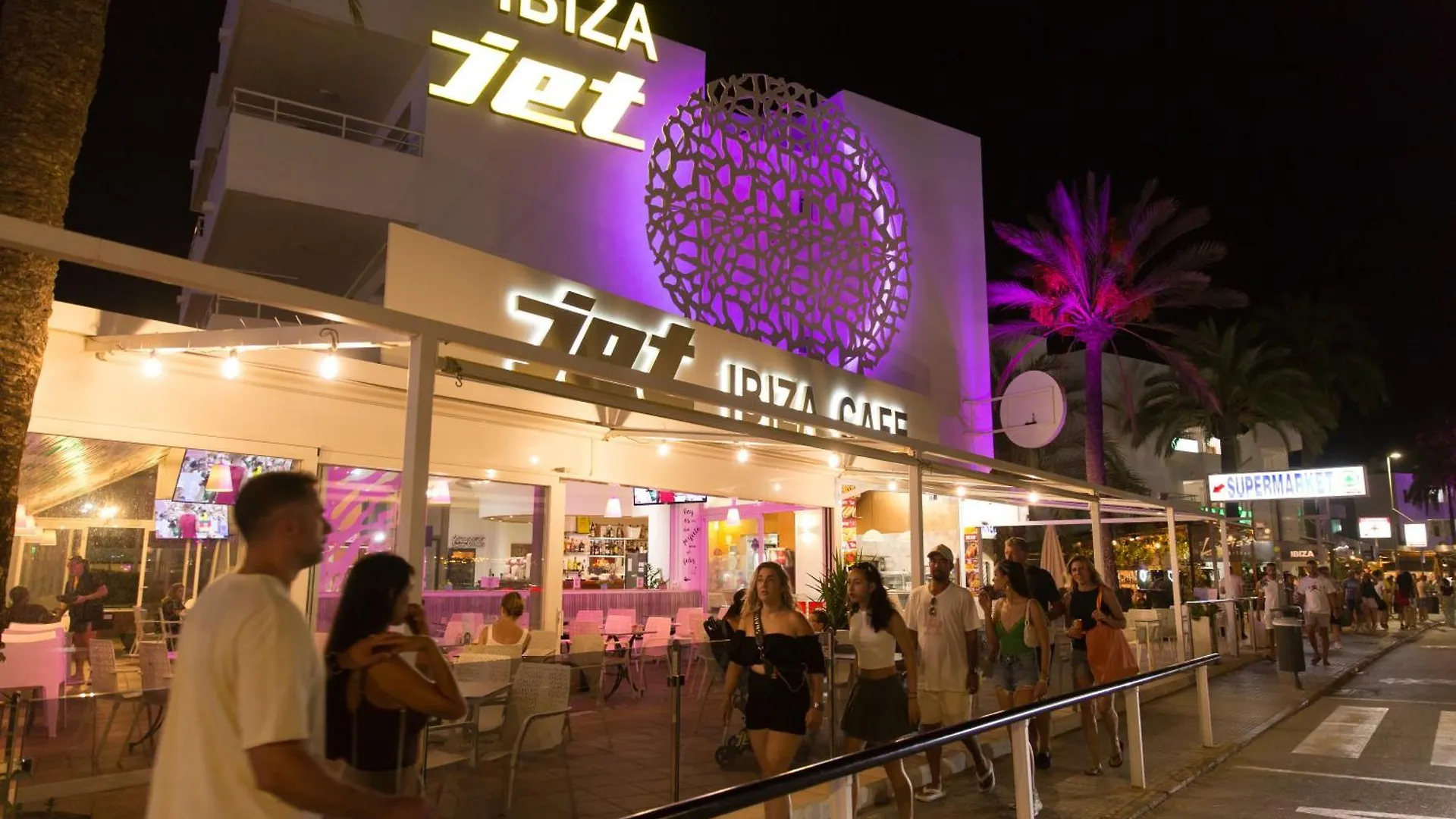 Apartamentos Jet - Adults Only Playa d'en Bossa Aparthotel